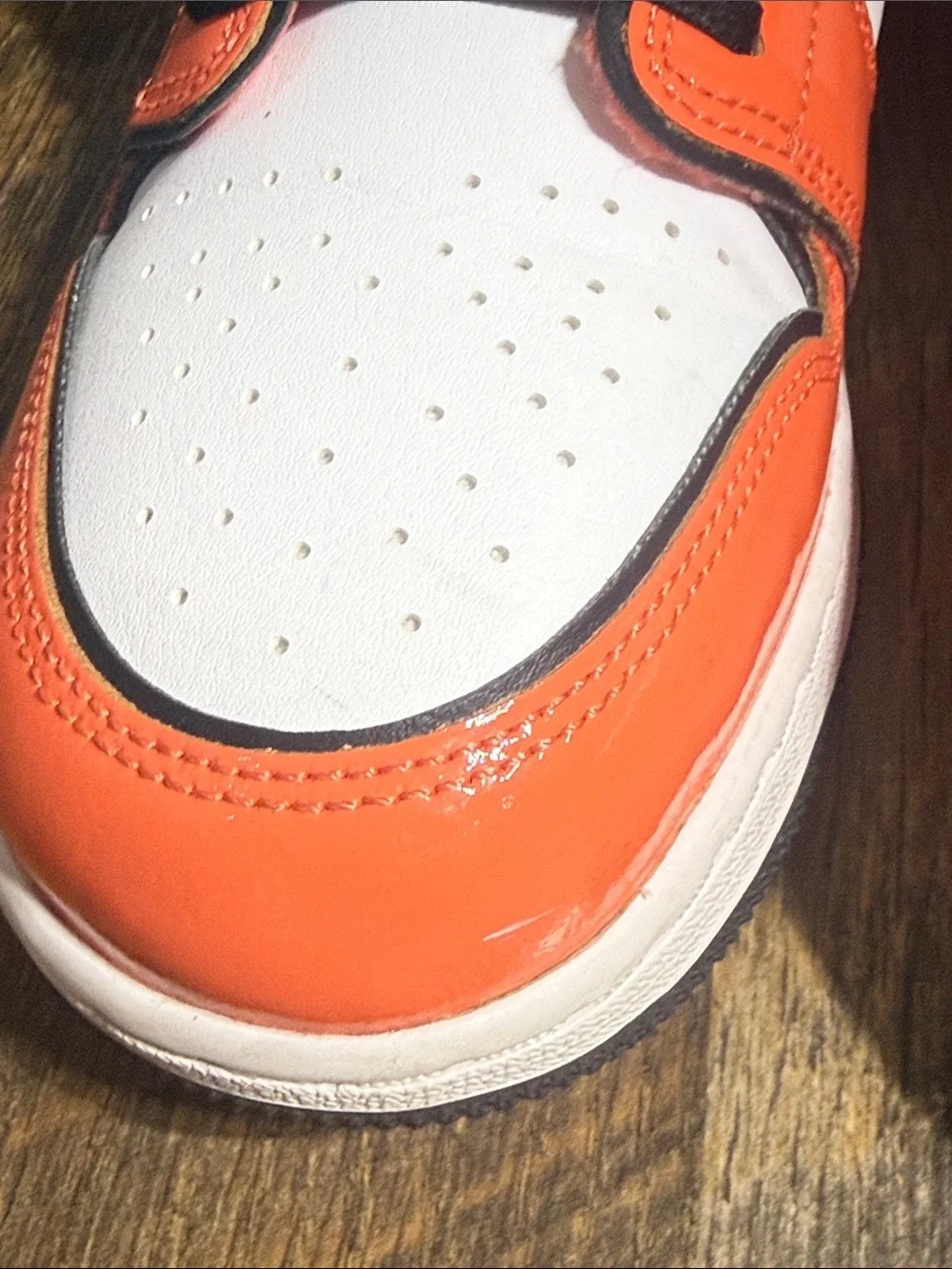 Air Jordan 1 Mid SE Turf Orange Patent BQ6931-802 7Y Women’s 8.5